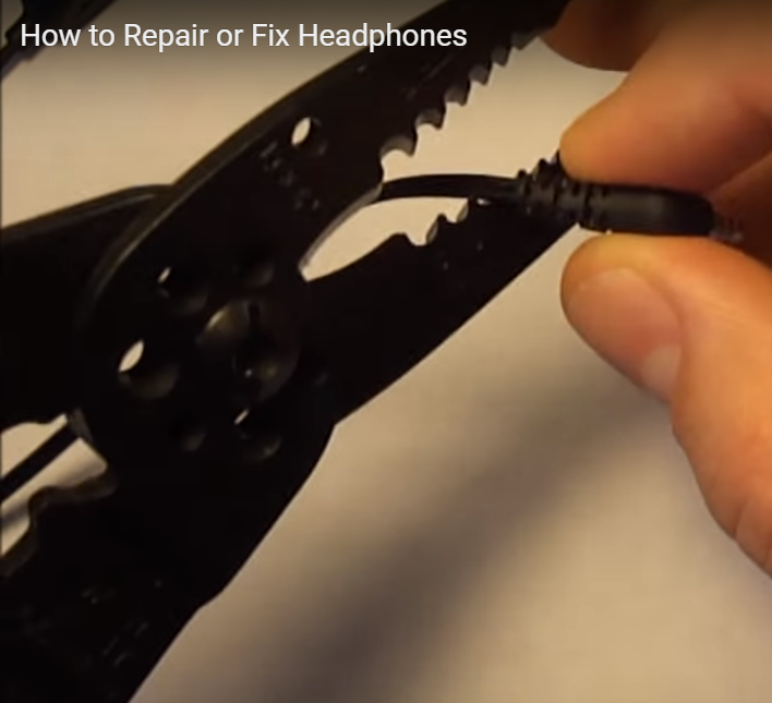 Step 1 how to repair earbuds at by replacing jack
